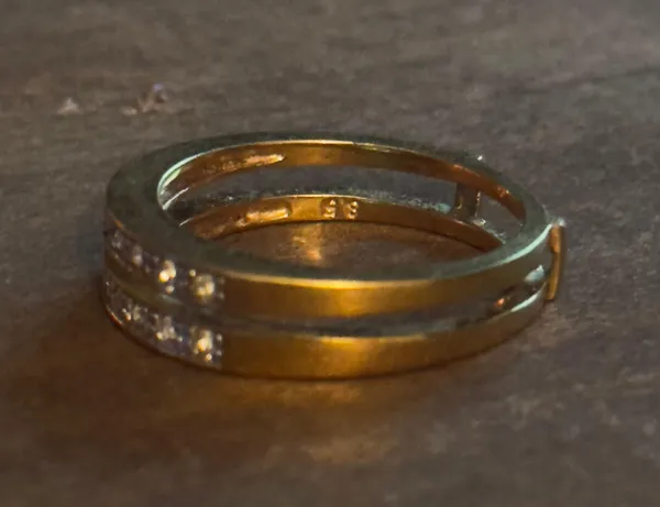 Vintage NV Signed Paved Crystal Band Ring Gold - Image 6