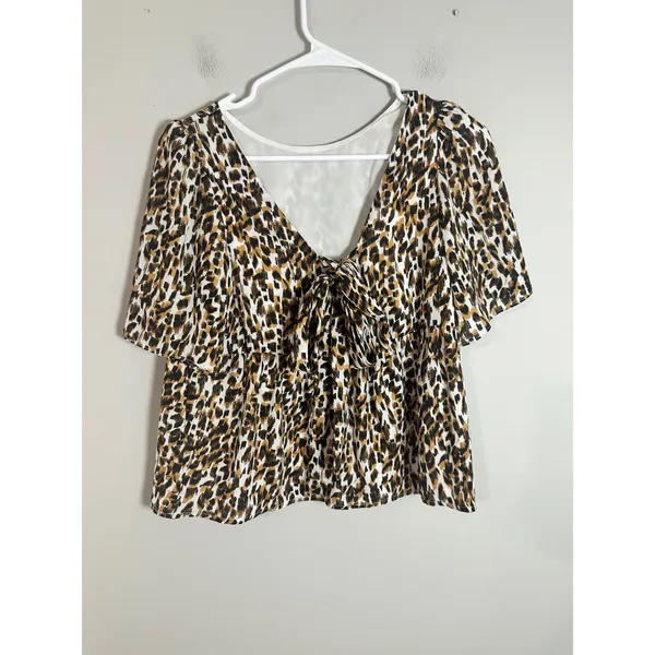 Banana Republic Leopard Print Tie Back Flutter Sleeve Blouse XS New‎ With Tags - Image 4