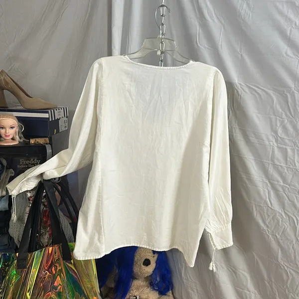 Embroidered White Women's Top - Image 6