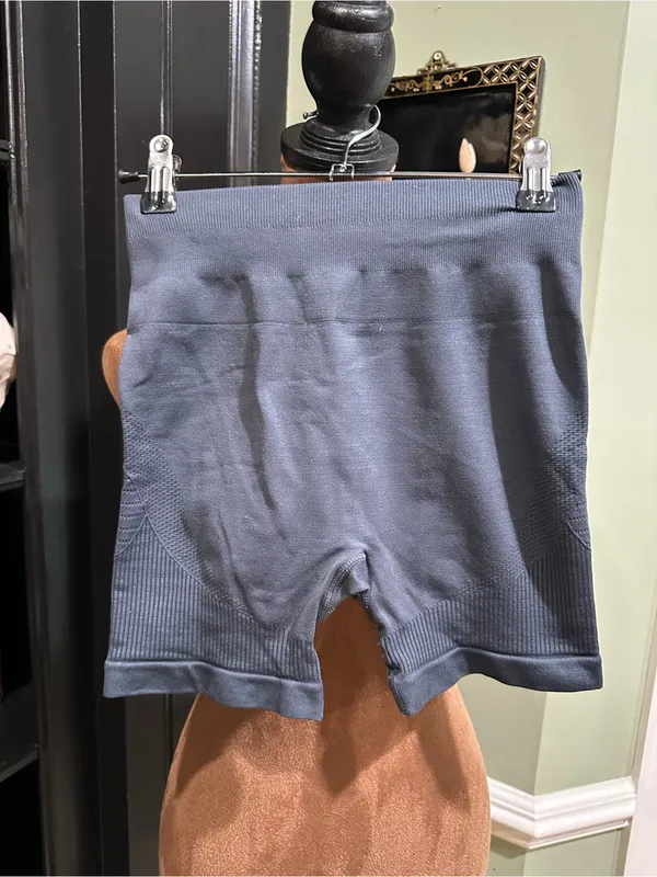Alphalete & DFYNE Workout Shorts Bundle – Size Small - Image 3