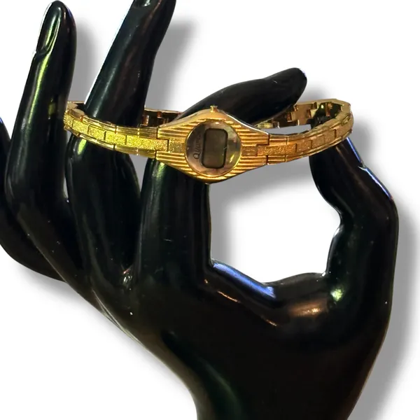 Vintage Quartz gold tone digital watch - Image 2