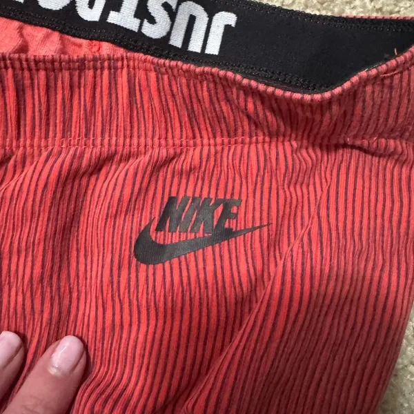 Nike Leggings - Image 3