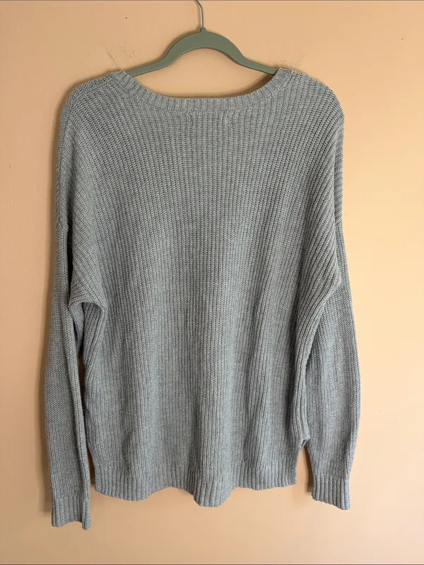 Hollister Light Gray Crewneck Knit Sweater - Image 5