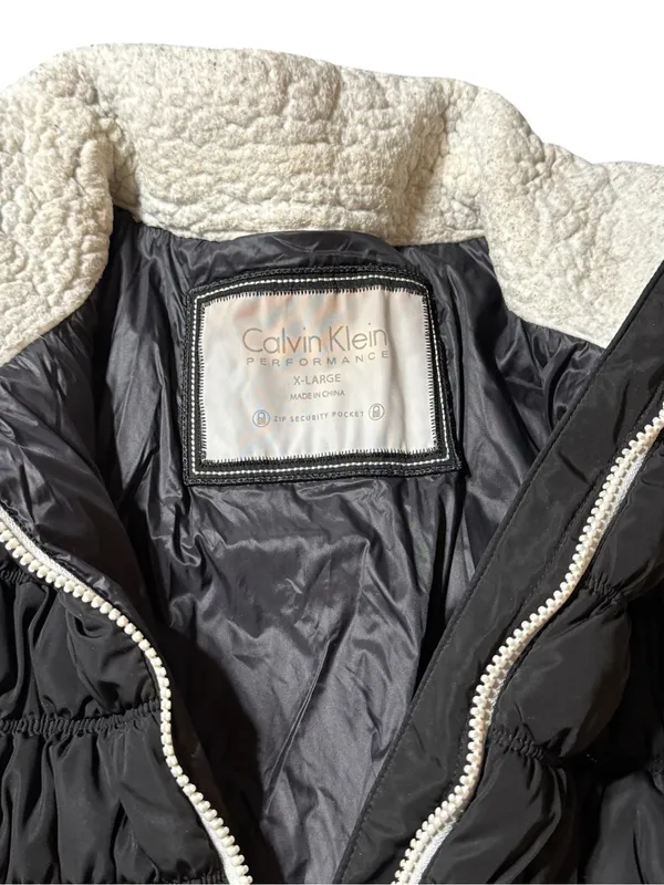 Calvin Klein Performance Sherpa Puffer Vest XL Black Cream - Image 2