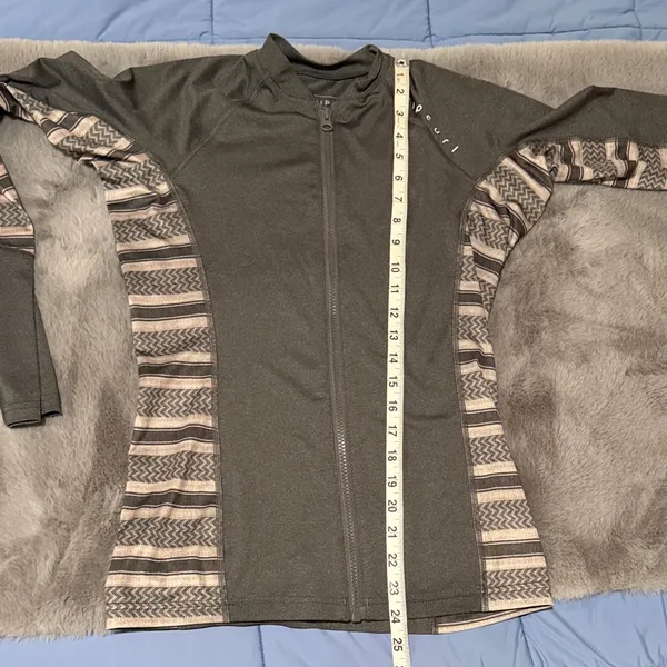 Rip Curl Trestles Long-Sleeve Front Zip Rashguard - Image 8