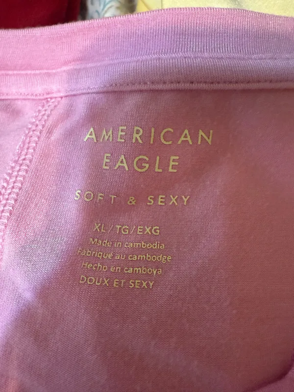 American Eagle Soft & Sexy V-Neck Shirt Pink - Image 3