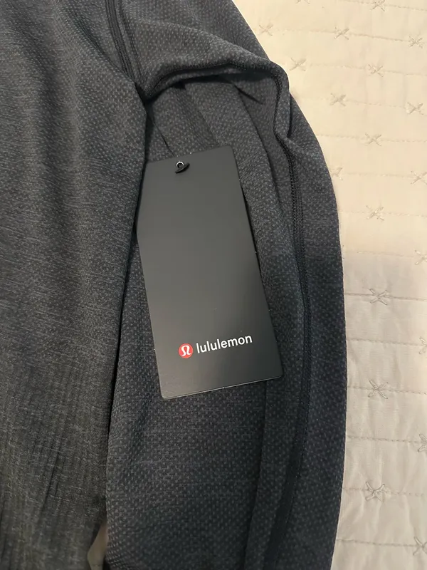 Lululemon metal vent tech 1/2 zip 2.0 black - Image 2