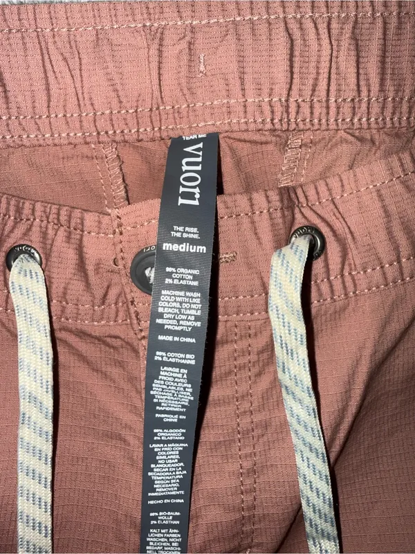 NWOT Vuori Ribstop pants size medium - Image 8