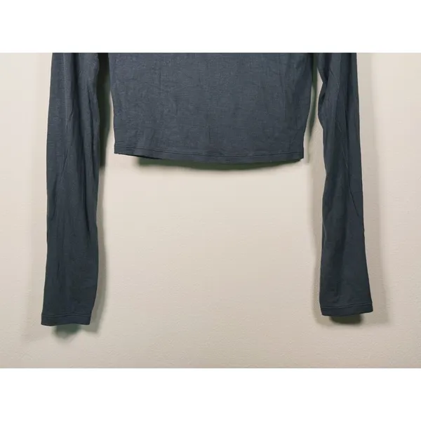 Lululemon Hold Tight Cropped Long Sleeve Shirt Size 6 Blue Ribbed Fitted Casual - Image 10