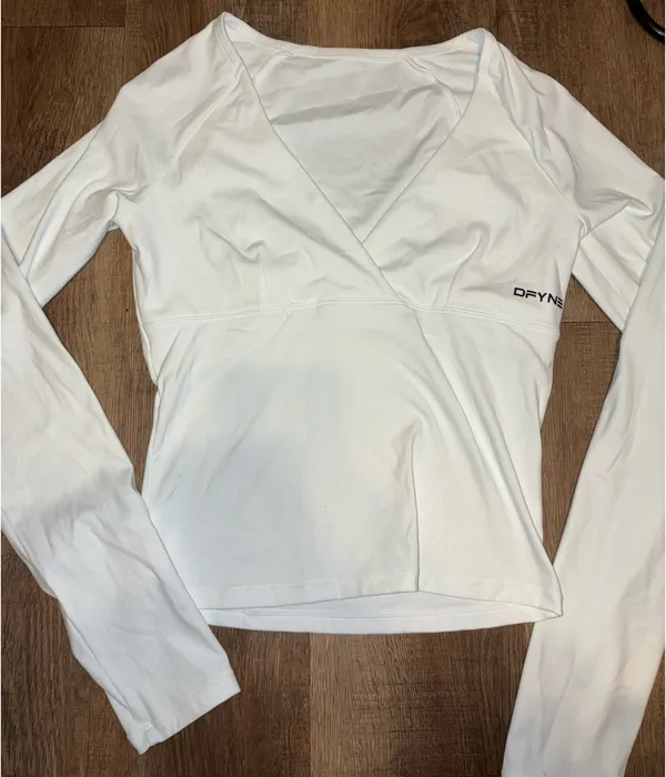 DFYNE Long Sleeve Crop Top - Image 2