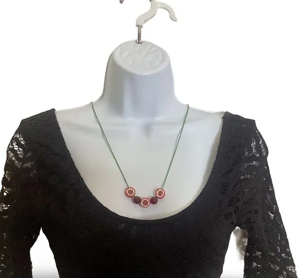 Christmas Poinsettia Candy Necklace - Image 5