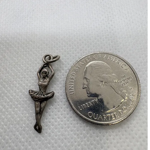 Vintage 925 Sterling Silver Ballerina Dancer Charm Pendant 0.90g - Image 5