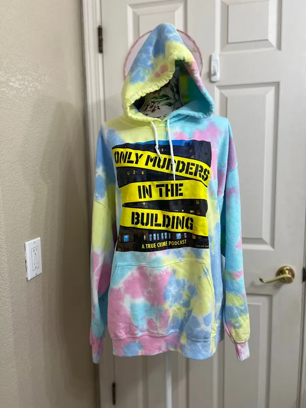 Gildan Heavy Blend Tie Dye Hoodie Only Murders in the Building Graphic XL - Image 3
