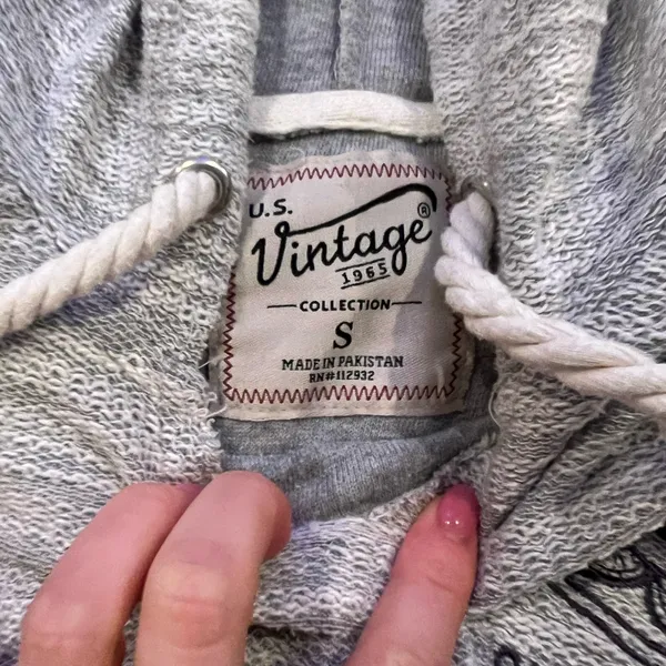 Vintage Gray and White Hoodie Sweatshirt - Image 4