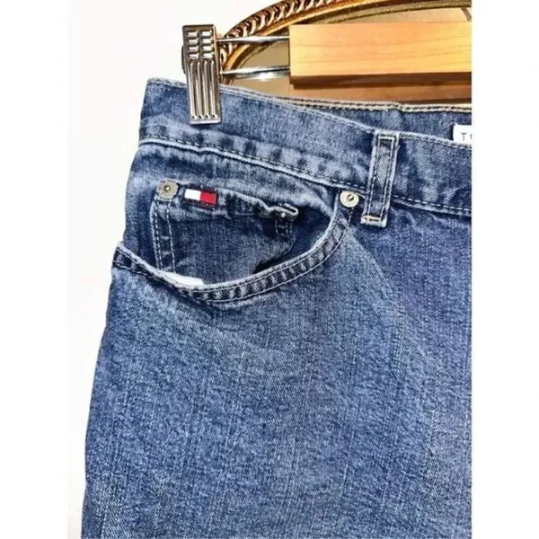 Tommy Hilfiger Size 8 ankle length High Rise Mom Jeans Vintage - Image 7