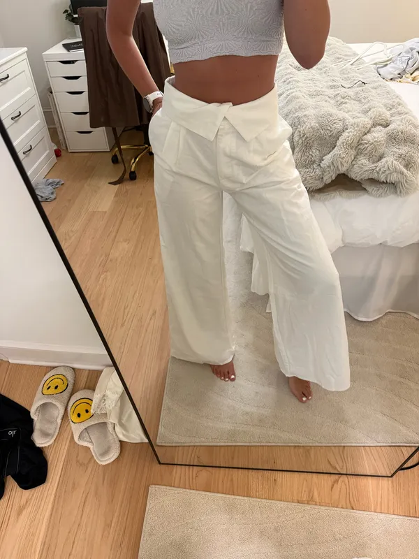 These Three Boutique Linen Pants - Image 4