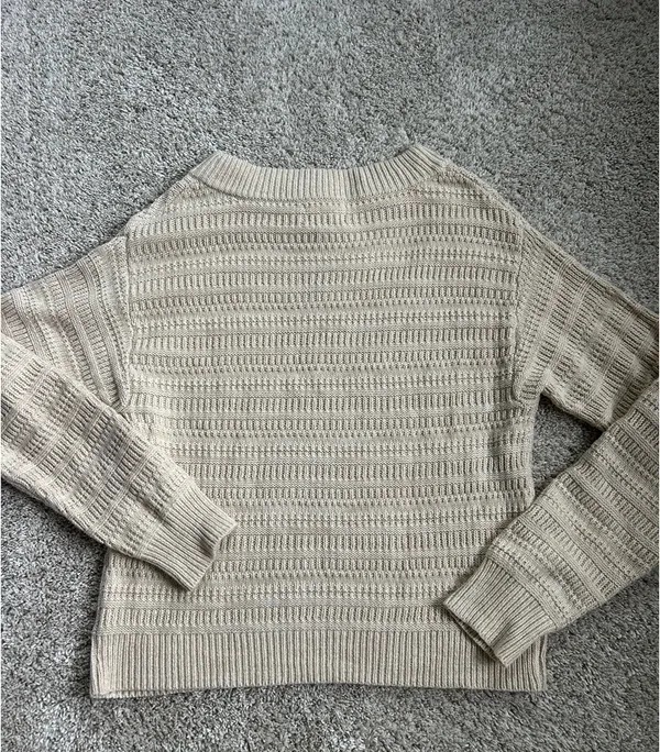 Universal Threads Sweater - Image 2