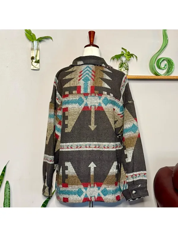 New In Women's Size L Button Up Southwestern Aztec Fleece Pullover Jacket NWT - Image 3