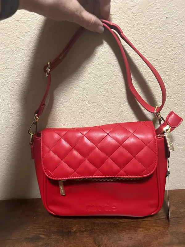 Mode red quilted shoulder bag - Image 2
