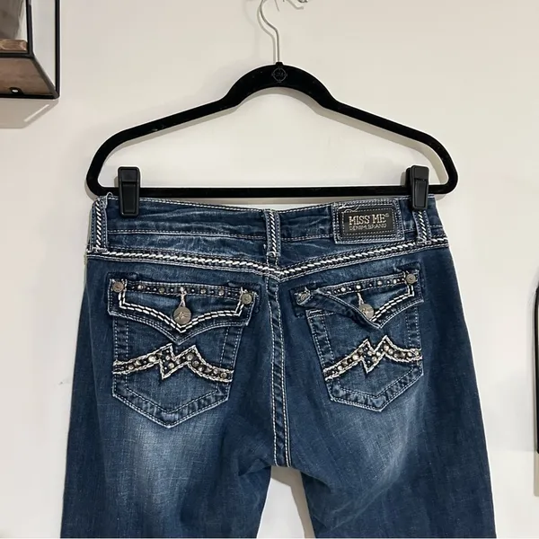 Miss‎ Me Easy Bootcut Rhinestone Embroidered Blue Jeans Size 29 - Image 4