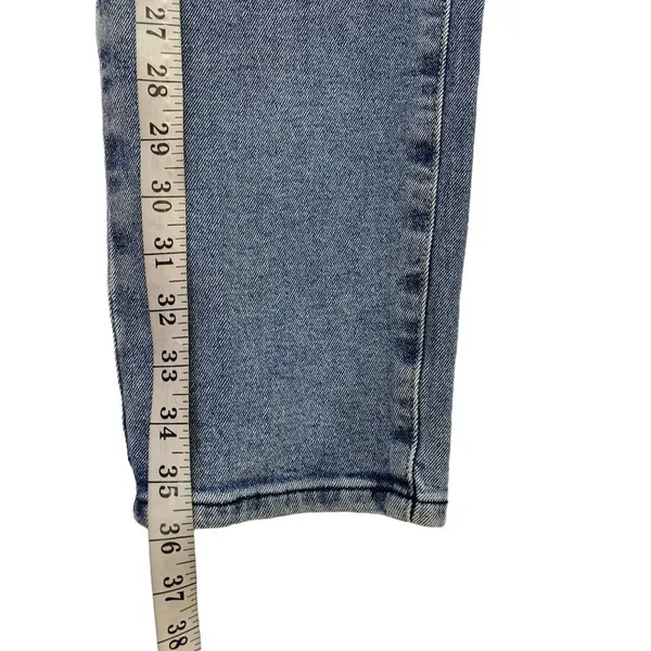 Zoe Women's High Rise Mom Jeans - Image 8