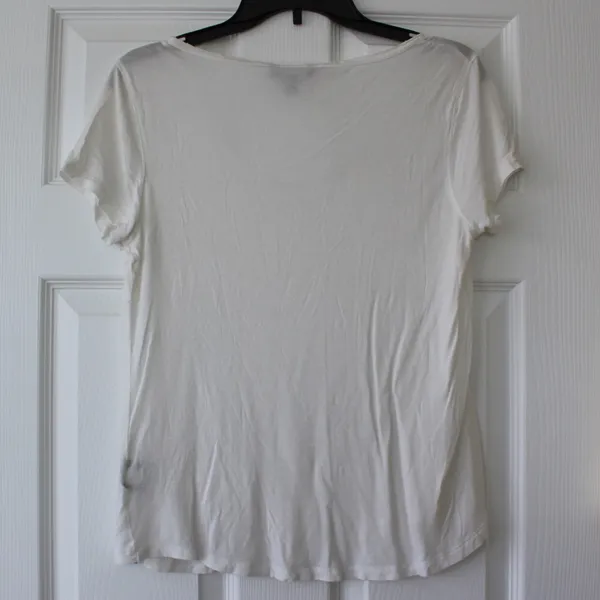 Rock & Republic white casual one pocket t - Image 3