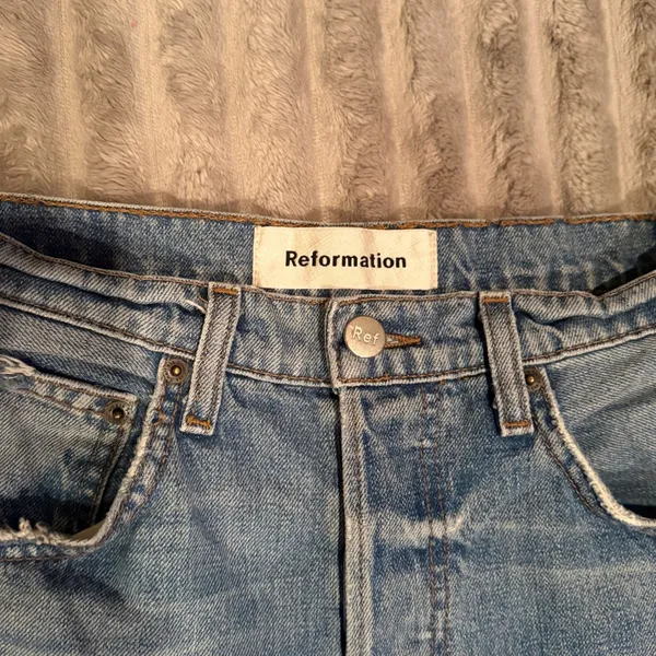 Reformation High Rise Straight Leg Jeans Blue‎ Raw Hem Button Fly Size 25 - Image 4