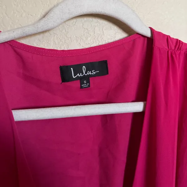 Lulus Pleats to‎ Meet You Fuchsia Pink Pleated Midi Wrap Dress Size Small NEW - Image 5