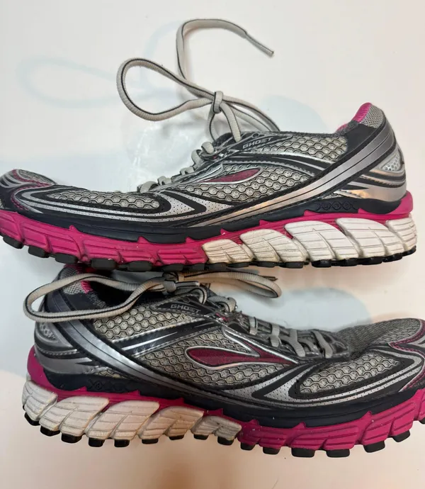 Brooks Ghost 5 Size 8.5 Running Shoes - Image 6