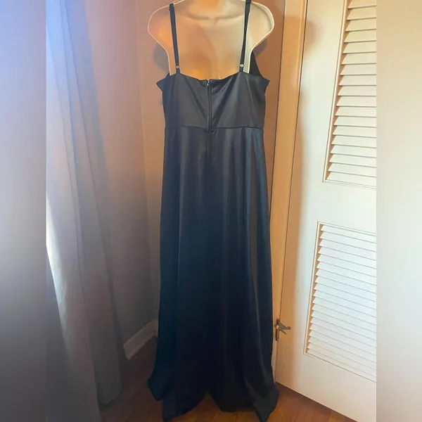 City‎ Vibes Long Black Formal Dress - Image 3