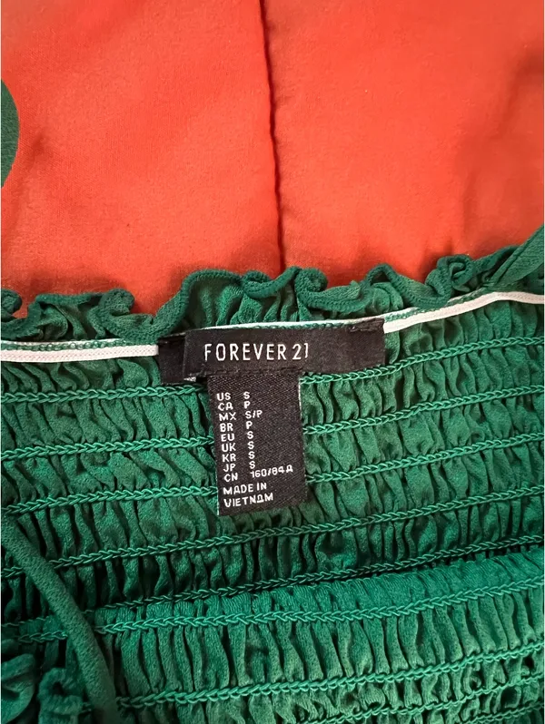 Forever 21 Green Spaghetti Strap Stretch Crop Top - Image 3