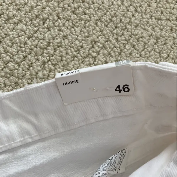 NEW Zara High Rise White Jean Denim Fringe Shorts 2.25” Pockets Size 14 / 46 NWT - Image 4