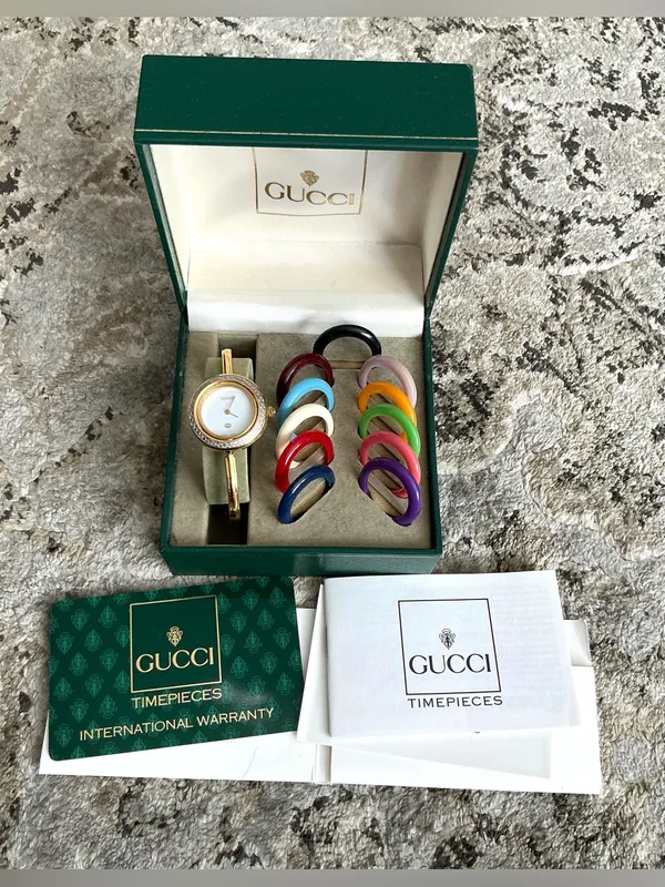 Gucci DRESSY Bangle Watch set with Interchangeable bezels❤️‍🔥❤️‍🔥❤️‍🔥 - Image 10
