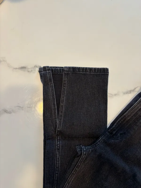 Abercrombie and fitch jeans - Image 4