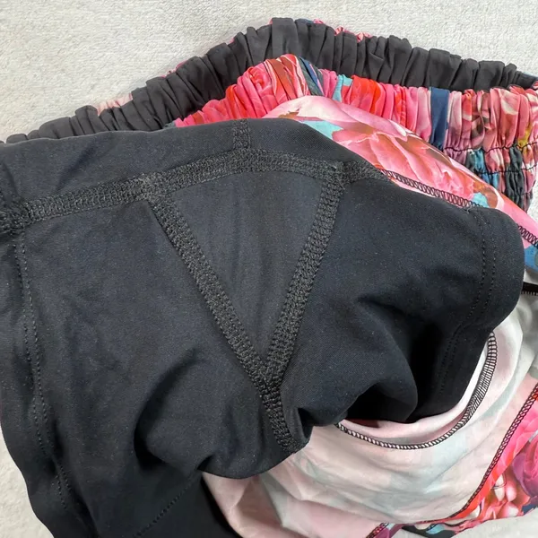 Lululemon Hot Hitter Skort Secret Garden Hot Pink Roses‎ Floral Smocked Waist 2 - Image 6