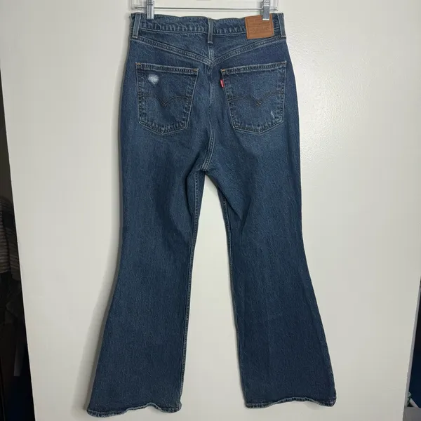 Levi's Premium 70s High Rise Flare‎ Medium Blue Wash Size 30 Minimalist Casual - Image 6
