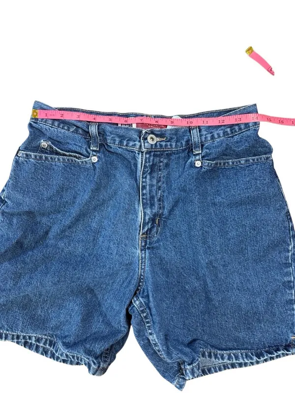 Y2K Vintage Faded Glory Denim Bermuda Jorts size 12 / 28” waist - Image 6