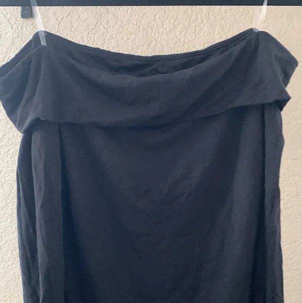 Boutique Wasabi+Mint black off the shoulder top - Image 3