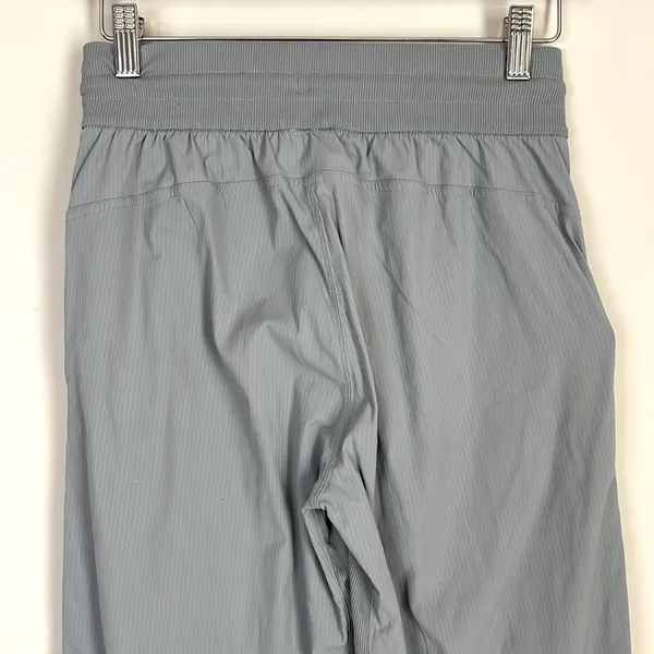 Lululemon Beyond the Studio Crop Joggers Pants Size 4 - Image 5