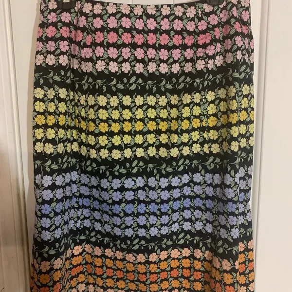 New Harold Women Aline Floral Skirt Sz10 - Image 3