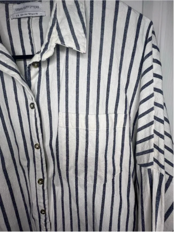 Urban Outfitters Blue And White Striped Long Sleeve Button Down Shirt W/ Pocket - Image 5