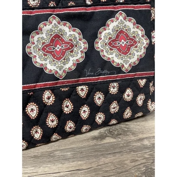 Vera Bradley Quilted Handbag &‎ Hanging Travel Organizer Medallion Print Set - Image 3
