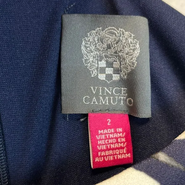 NWT VINCE CAMUTO Women’s Dress Sz 2‎ Navy Blue Floral Bell-Sleeve Shift Cocktail - Image 6