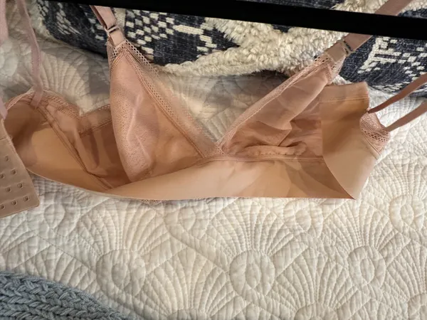 Soma triangle bralette with lace  - Image 4