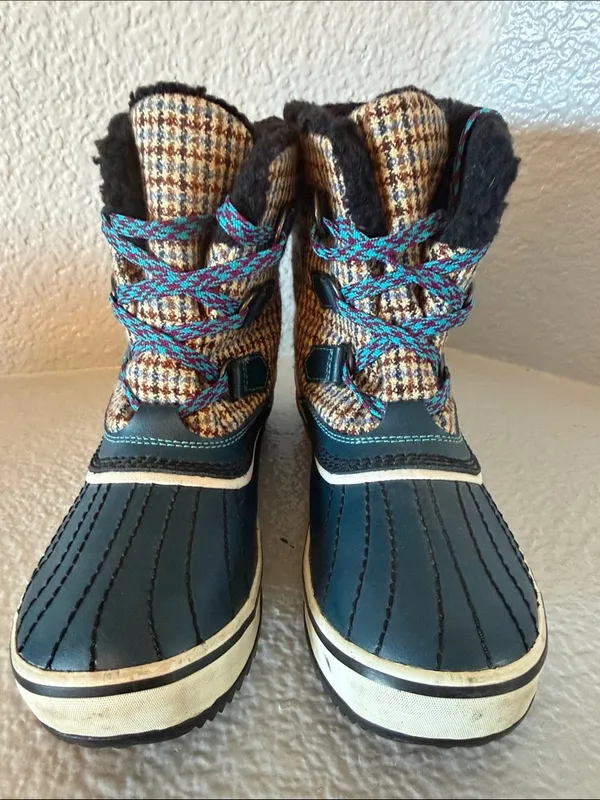 Sorel Tivoli Blue Plaid Waterproof Winter Snow Boots Women’s Size 7 - Image 2