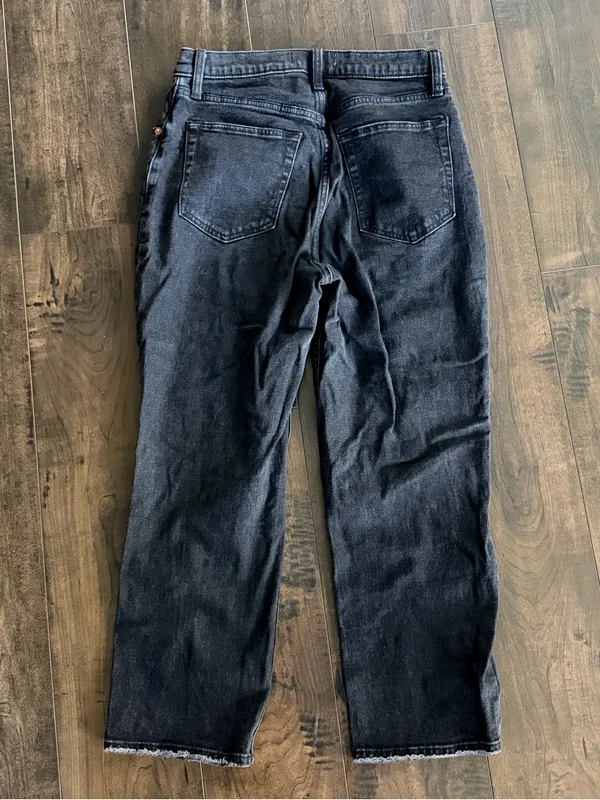 Abercrombie and Fitch Ankle Straight Ultra High Rise Curve Jeans - Image 2