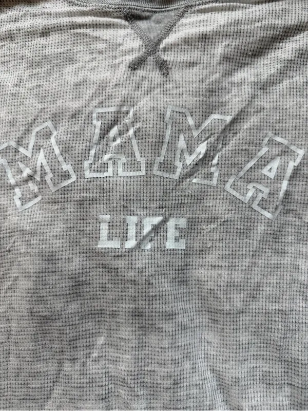 Mama Life Gray Waffle Knit Thermal Top Size M Lightweight - Image 2