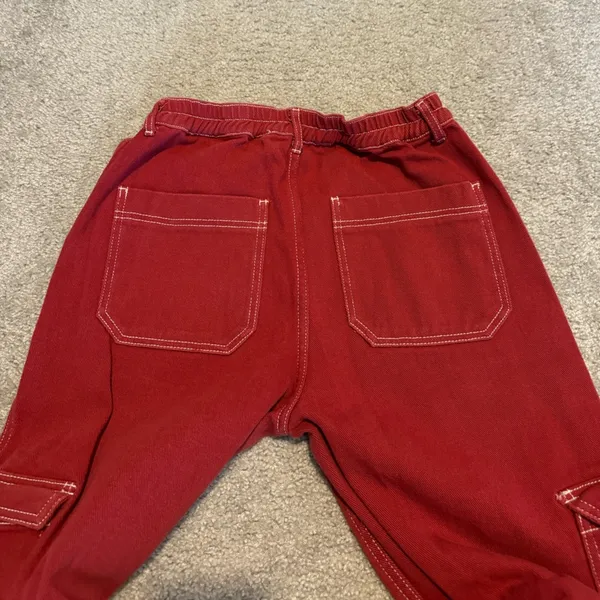 White fox boutique cargo pants - Image 3