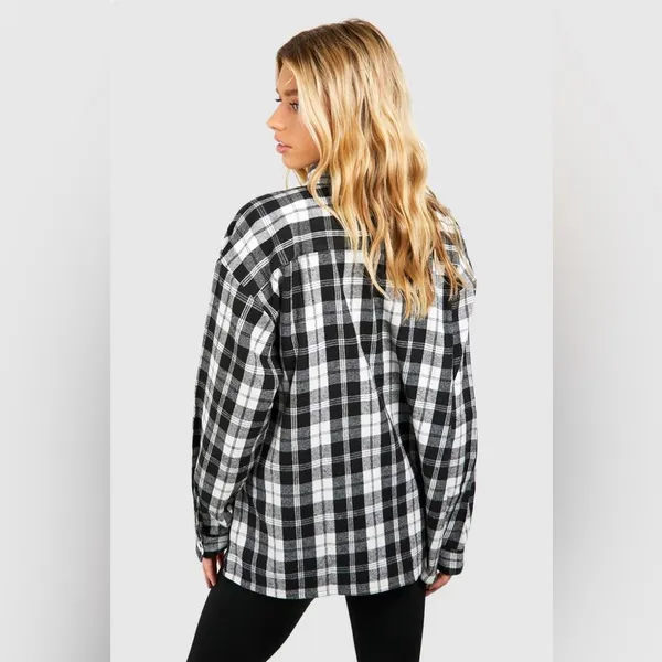 Boohoo Black/White Flannel Oversized Shirt, Size XL New w/Tag - Image 2