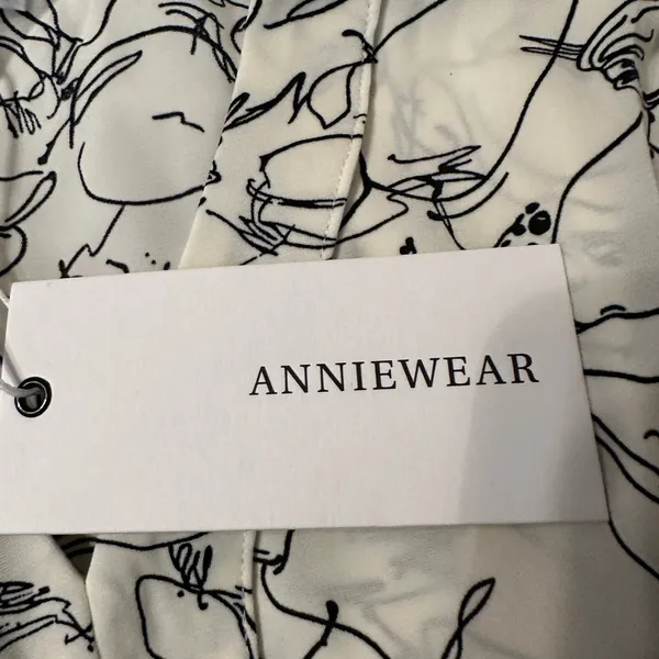 Anniewear Sketch Flower Midi Dress - NWT - Size XL Cream and Black Midi Dress - Image 9